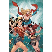 DC BOMBSHELLS THE DELUXE ED HC BOOK 01 - Marguerite Bennett